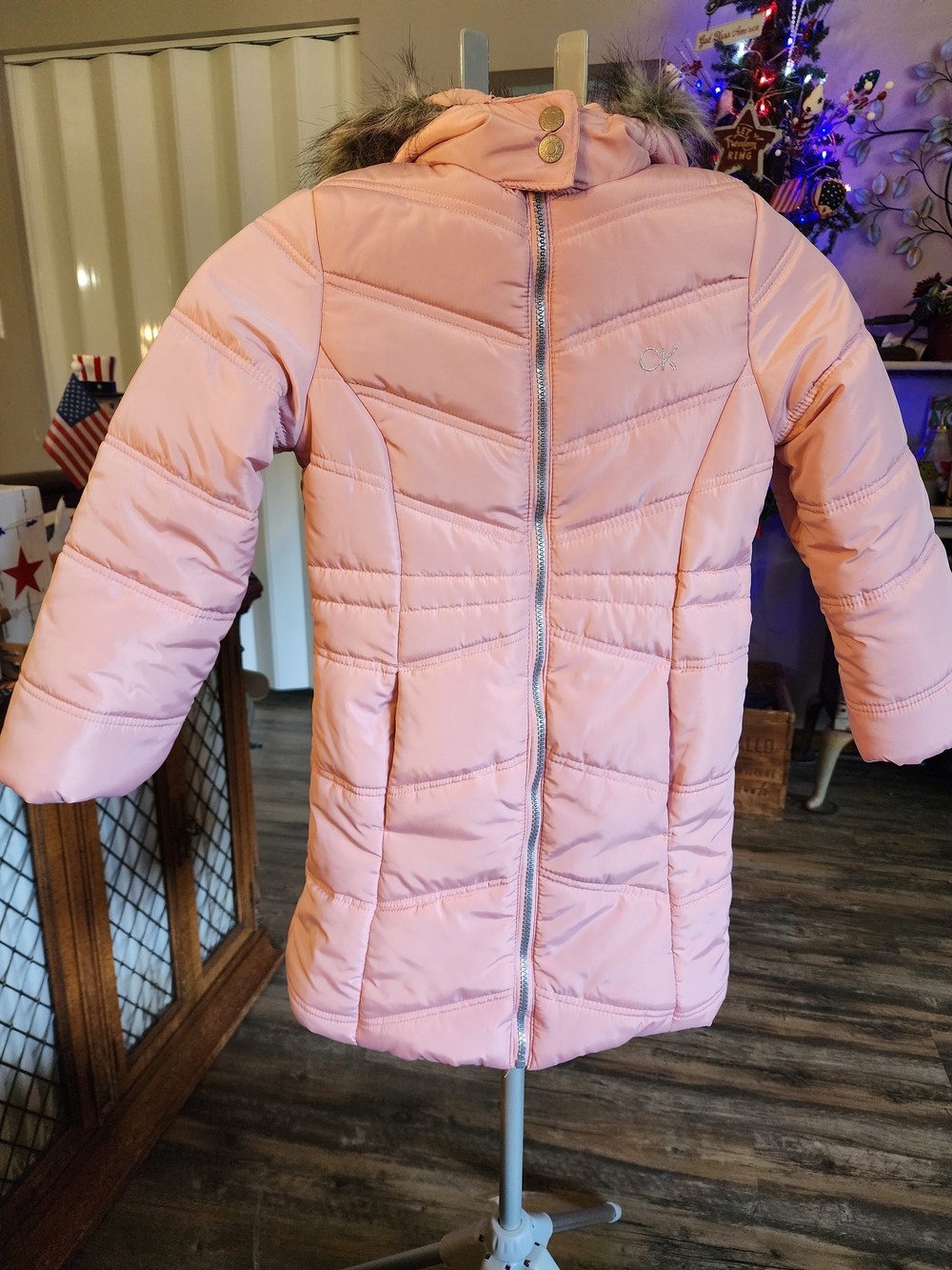 Calvin Klein Girls' Light Pink Quilted Puffer Coat with Faux Fur Trim Hood